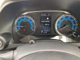 視認性の高いメーターで運転情報を的確に把握できます!