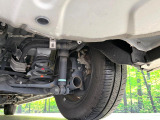 お車を安心してお乗りいただく為には、足回りの定期点検が欠かせません。サービスサポート(有償保証)では無料点検もご提供しており、安心のカーライフをお過ごしいただけるサポート体制が整っています。