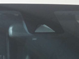 衝突被害軽減ブレーキも付いています。