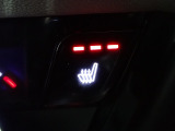 運転席/助手席にシートヒーター付いてます。あったかホカホカシートヒーター で快適です。