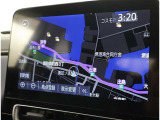 純正ナビを装備。タッチパネル式で使いやすく、お出かけもラクラクです。