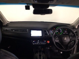 【前方視界】開放的な前方視界!運転がしやすく疲れにくいです♪窓が大きく、見通しがとっても良いおクルマですよ♪