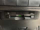いまや快適なカーライフに欠かせないETCが付いています。