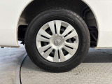 タイヤサイズは195/80R15 107/105N LTです♪