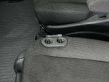 電動サイドリフトアップシート車★電動ボタンで動きます!