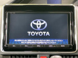 【大画面ナビ】人気の大型9インチナビを装備。存在感のある大画面はインパクト大!ナビ利用時のマップ表示は見やすく、テレビやDVDは臨場感がアップ!いつものドライブがグッと楽しくなります♪