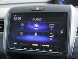 ナビゲーションは純正9インチメモリーナビ(VXM-187VFNi)を装着しております。AM、FM、CD、DVD再生、Bluetooth、音楽録音再生、フルセグTVがご使用いただけます。