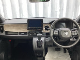 この度は、当店のお車をご覧いただきまして誠にありがとうございます。当店では全国販売・納車も行っております。県によって陸送費用は異なりますのでお気軽にお問い合わせください。