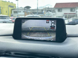 バックモニターもついているので、バック駐車も安心です♪