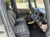 中古車にもボディーコーティング施工できます。一度ボディを磨いてから施工しますので、光沢のある綺麗な状態でお乗りいただけます。お気軽にご相談下さい。