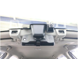 アイサイトVer.3搭載。プリクラッシュブレーキ、車線逸脱警報、誤発進抑制(前後方誤発進)、先行車発進お知らせ機能、全車速追従機能付クルーズコントロールなど様々な機能でドライバーを支援致します。