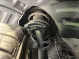 お車を安心してお乗りいただく為には、足回りの定期点検が欠かせません。サービスサポート(有償保証)では無料点検もご提供しており、安心のカーライフをお過ごしいただけるサポート体制が整っています。