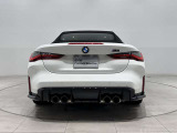 弊社ではオーナー様の安心安全ドライブをサポートさせていただくためにもBMW自動車保険をお勧めしております