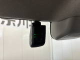 純正のドライブレコーダーを装備!!万が一の時にはしっかりと映像が残ります!煽り運転や事故が多いこのご時世。安心の為には着いていて欲しいオプション装備ですね♪