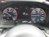 12.3インチフル液晶メーター。運転に必要な情報をわかりやすく表示しています