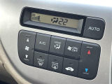 【 オートエアコン 】車内温度を感知して自動で温度調整をしてくれるのでいつでも快適な車内空間を創り上げます!//
