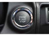 エンジンスタート&ストップをキーを取り出すことなく実現するプッシュスタート装着車!ポケットや鞄を探すストレスから開放されます。
