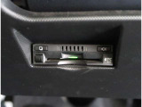 【ETC】高速道路、有料道路の料金をキャッシュレスでスムーズに通過できます。
