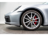 20/21インチ Carrera S ホイール搭載です。
