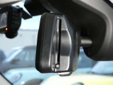 ETC2.0一体型の自動防眩機能付きバックミラー!後続車のヘッドライトの眩しさを自動で軽減してくれます!