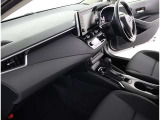 フロントベンチシートなので、運転席広々、助手席も広々!
