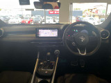 ご覧いただきありがとうございます。当店はショールーム内と屋外展示場に選りすぐりのFIAT・ABARTH・Alfaromeoの正規認定中古車を展示しており、在庫車両はできる限り多く撮影、掲載してご案内しております。