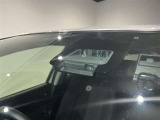 【衝突被害軽減ブレーキ】前方の車両や横断する歩行者などを検知した時、衝突回避や被害軽減をサポートします。
