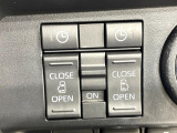 【両側パワースライドドア】スマートキーや運転席のスイッチで後席両側スライドドアの開閉が可能♪電動だから力を入れてドアを開ける必要が無く、小さなお子様でも簡単に開け閉めでき快適です♪