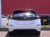 インテリジェント BSI(後側方衝突防止支援システム)/BSW(後側方車両検知警報)、RCTA(後退時車両検知警報)進入禁止標識検知などそれぞれの局面に向けた最善の備えで、ドライバーや乗員の安全をサポートします。