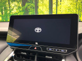 【12.3インチワイドナビ】高級感とインパクトのある大型ワイドナビを装備。各種オーディオ操作はもちろん、横長ワイド画面でのマップ2分割表示など、利便性も高いナビです♪