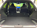 後席を格納すると、これだけの広さが!シーンに合わせたシートアレンジで、大きな荷物も積むことが出来ます♪
