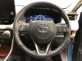 THEアウトドアのRAV4にぴったりの色ですし、明るいカラーの方がお出かけっていうイメージにぴったりです
