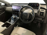 見通しのよいすっきりとした視界で、誰でも運転しやすいです。運転のしやすさは疲れにくさにも繋がりますよ♪