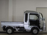 軽マートの車は全車安心の保証付!!自信があるのでできるんです♪整備工場、板金工場、完備♪