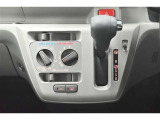 『まるごとクリン』施工済み!トヨタカローラネッツ岐阜のU-Carは、室内も除菌・洗浄済みで安心です!(シート洗浄・室内消臭・室内洗浄・エンジンルーム洗浄・タイヤ&ホイール洗浄)