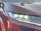 LEDヘッドライト装備!夜間くらい道でも明るく照らしてくれるので安心です!