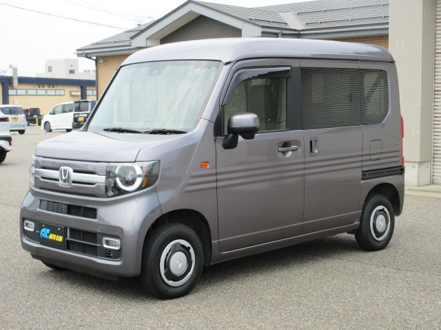 N-VAN ファン ターボ 4WD 