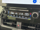 オートエアコンで快適な室内です。