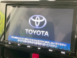 【純正ナビ】人気の純正ナビを装備しております。ナビの使いやすさはもちろん、オーディオ機能も充実!キャンプや旅行はもちろん、通勤や買い物など普段のドライブも楽しくなるはず♪
