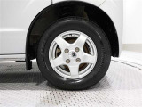 タイタサイズは145/80R12です。