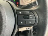 【アダプティブ・クルーズ・コントロール】予め設定した車速内でクルマが自動的に加減速。 前走車との適切な車間距離を維持しながら追従走行し、高速道路でのドライバーの疲労を軽減してくれる嬉しい機能付♪