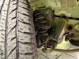 お車を安心してお乗りいただく為には、足回りの定期点検が欠かせません。サービスサポート(有償保証)では無料点検もご提供しており、安心のカーライフをお過ごしいただけるサポート体制が整っています。