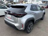 広々とした車内空間に優れた燃費性能。更にデザインも上質で人気のお車です!