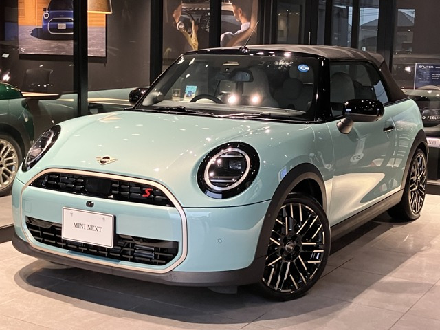 BMW MINI ミニコンバーチブル 