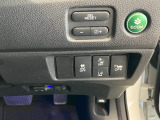 【VSA】車の横滑りを制御し、『走る・曲がる・止まる』の全領域で車の安全性を確保するシステムです!その他、安全装備もバッチリです!
