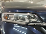 LEDヘッドライトは、点灯の瞬間から最大光量を発揮し、突然暗くなるトンネルなどでの安定感を高めます。