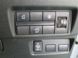 パワースライドドアは、運転席からボタンひとつで開閉できます♪