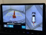 ★マルチビューカメラシステム★ギヤをRに入れるとナビの画面には上空から見下ろし感覚の映像がドライバーをアシスト★