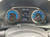 視認性の高いメーターで運転情報を的確に把握できます!