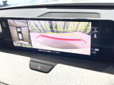 【360&deg;ビューモニター】専用のカメラにより、上から見下ろしたような視点で360度クルマの周囲を確認することができます☆死角部分も確認しやすく、狭い場所での切り返しや駐車もスムーズに行えます。